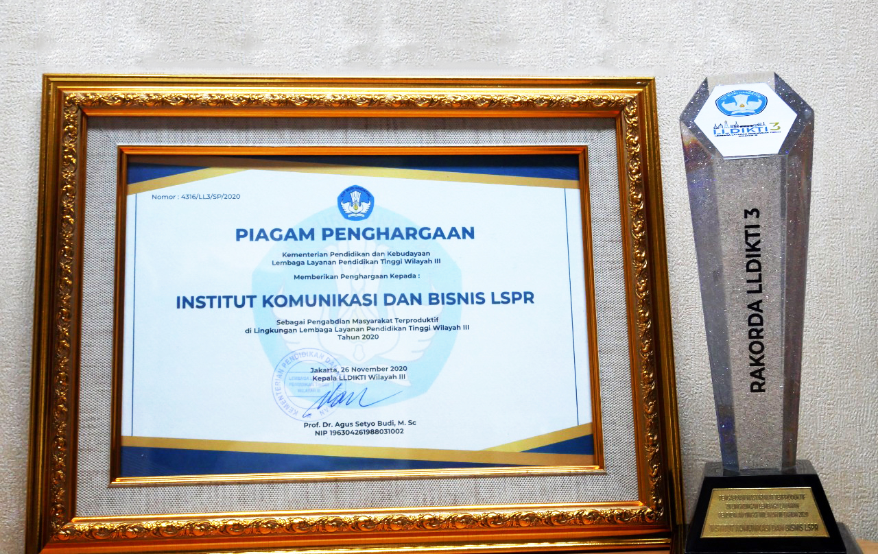 Penghargaan Pengabdian Masyarakat Terproduktif 2020 LLDIKTI Wil III